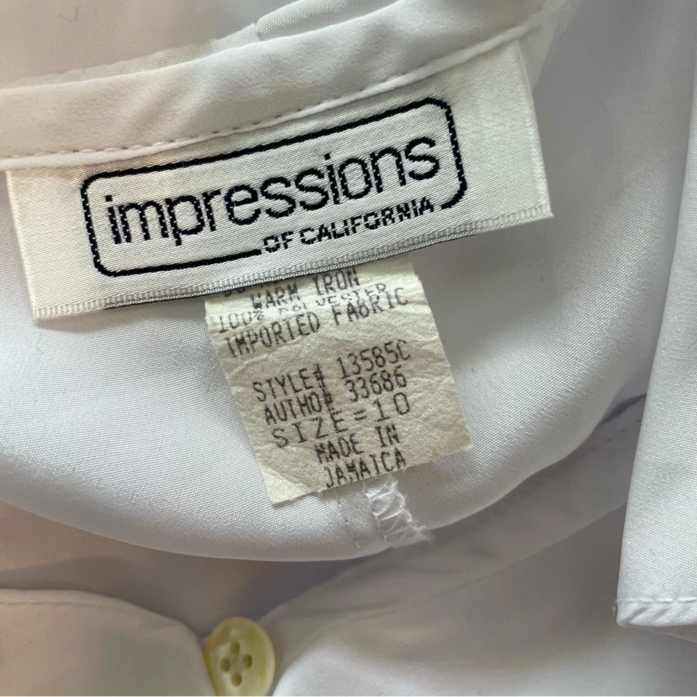 SOLD :: Vintage 90s Bertha Collar Blouse - Picture 6 of 10